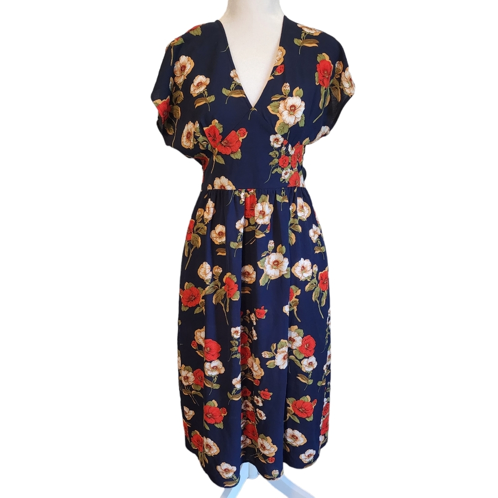 EUC Louche London Floral Pocketed V-Neck Cap Sleeve Midi Dress